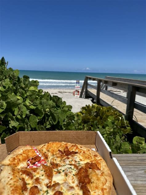 casa pappagallo pizza|pappagallo's pizza satellite beach fl.